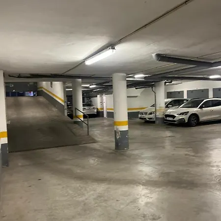아파트 Duplex Con Garaje Privado